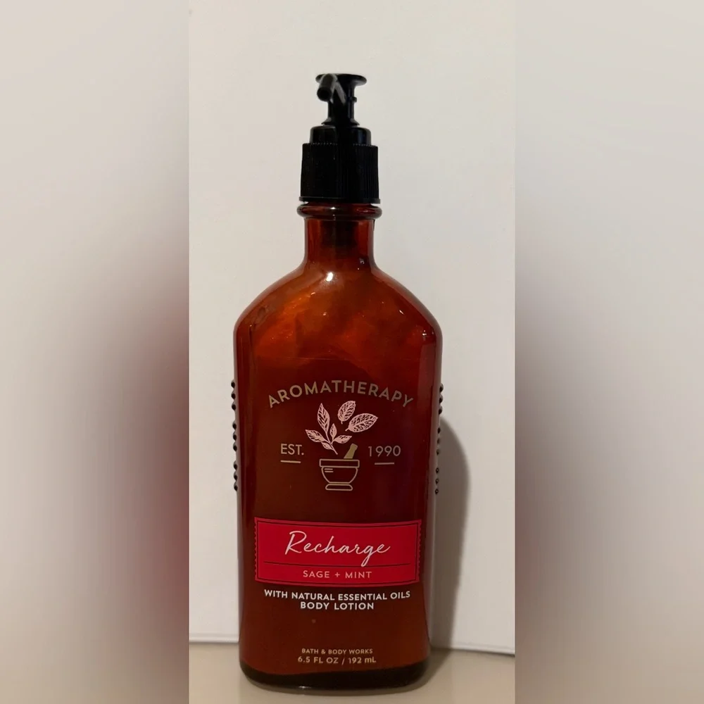 Bath & Body Works Aromatherapy Recharge Sage and Mint Body Lotion